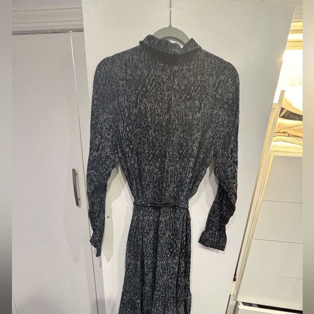 Elegant Black and grey bottoms down collar rails women’s Patterned Dress